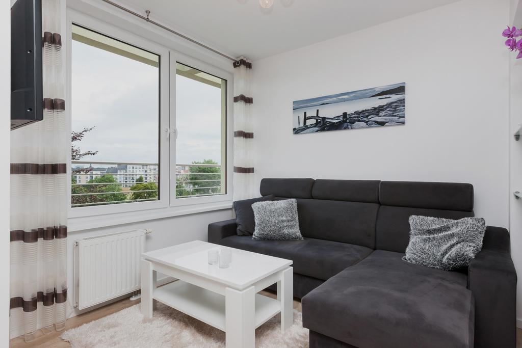Riverside Apartment With Balcony By Noclegi Renters Świnoujście Exterior foto