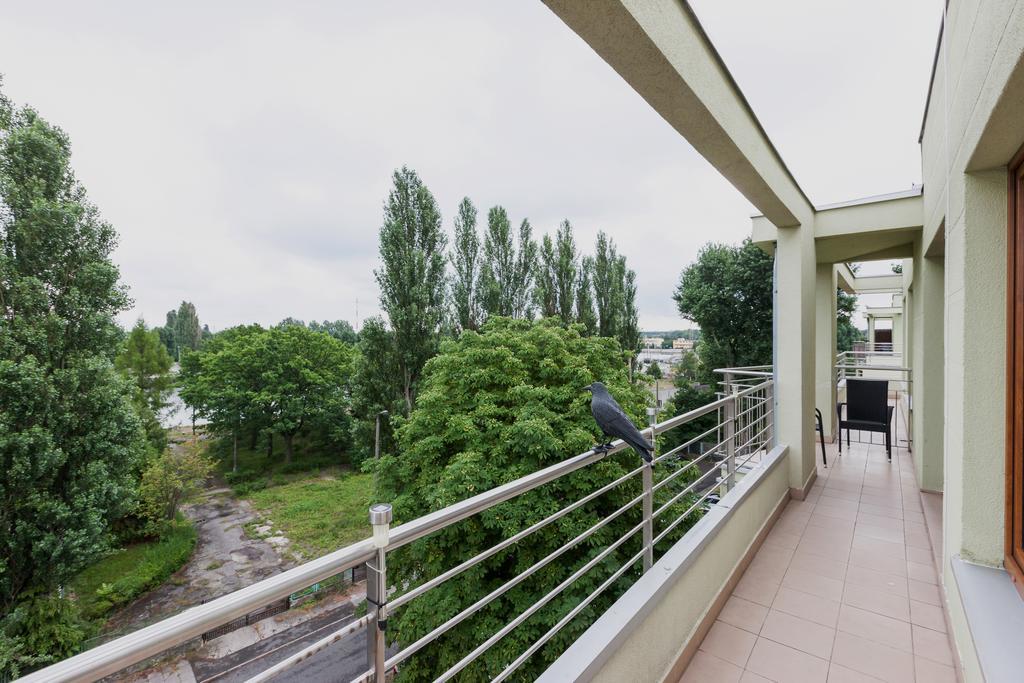Riverside Apartment With Balcony By Noclegi Renters Świnoujście Exterior foto